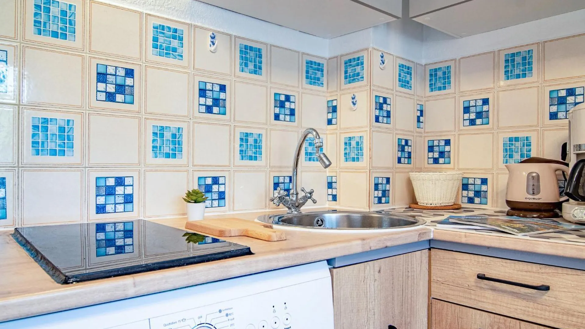 Studio Le Victoria-8 By Interhome Saint Aygulf Francie